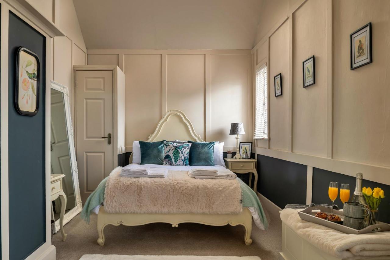 Апартаменти Finest Retreats - Sunnycroft Penthouse Лландріндод-Веллс Екстер'єр фото